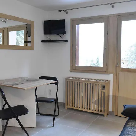 Montagne Renove, 2 Pers, Proche Pistes Et Commerces, Meribel - Fr-1-180-572 *